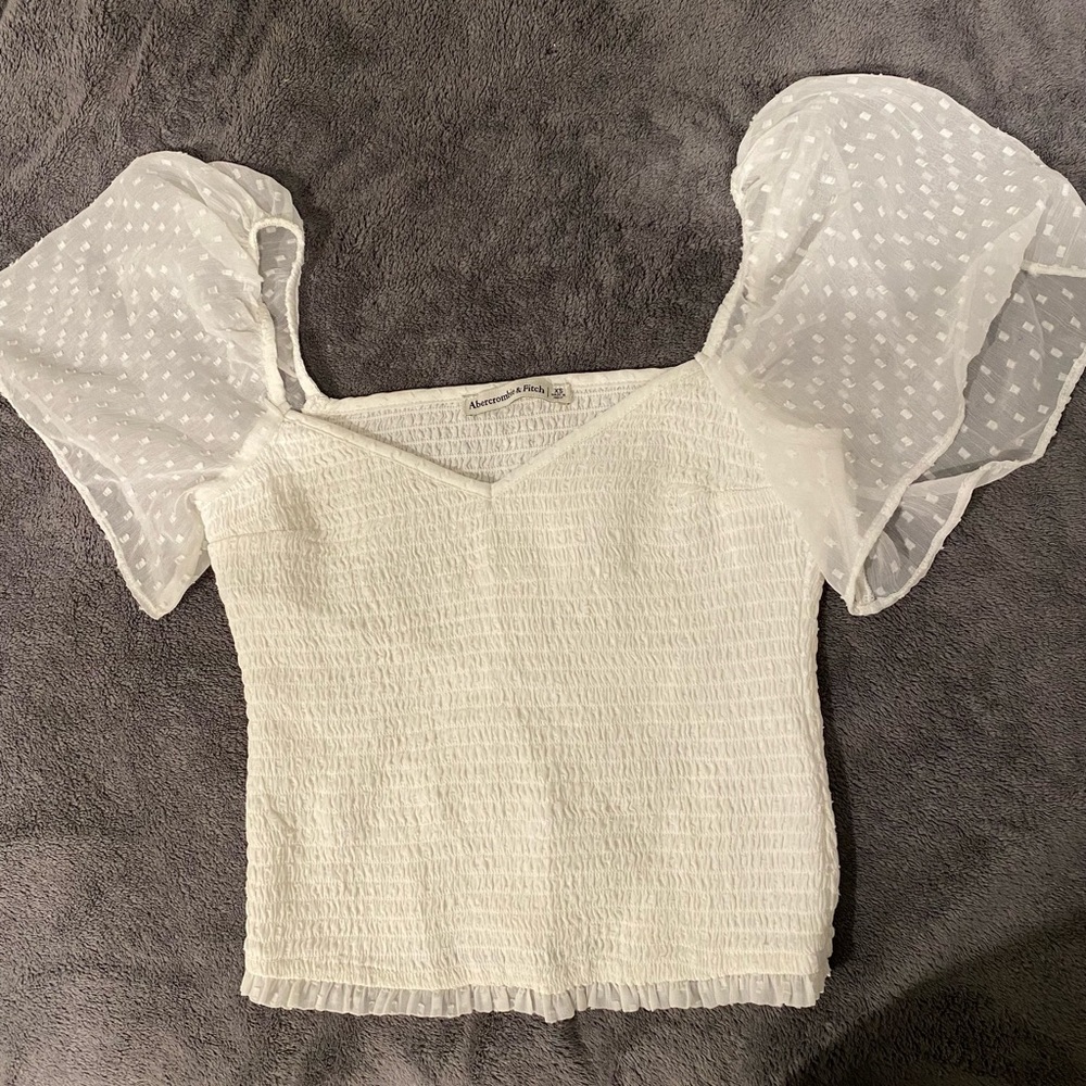 Never worn Abercrombie Flutter Sleeve Top